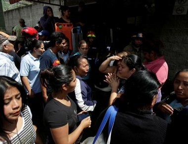 Γουατεμάλα: Ατύχημα ή έγκλημα η πυρκαγιά; - 37 κορίτσια έχασαν τη ζωή τους